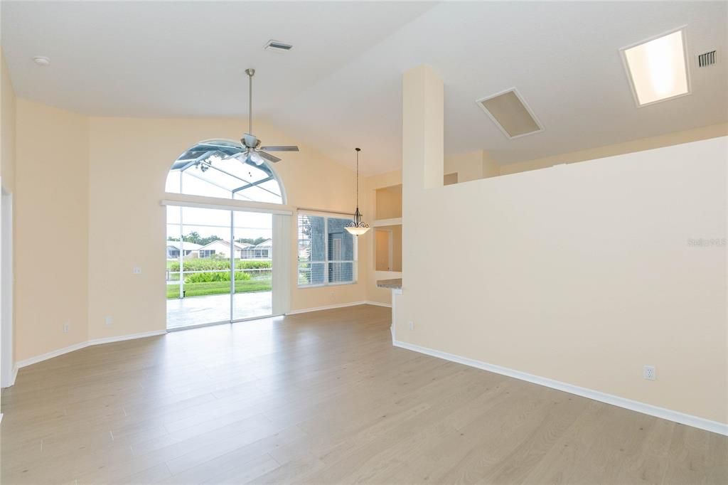 For Sale: $385,000 (3 beds, 2 baths, 2016 Square Feet)