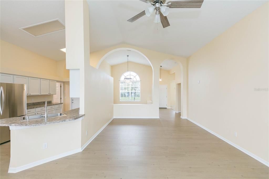 For Sale: $385,000 (3 beds, 2 baths, 2016 Square Feet)