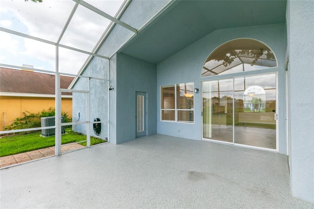 For Sale: $385,000 (3 beds, 2 baths, 2016 Square Feet)