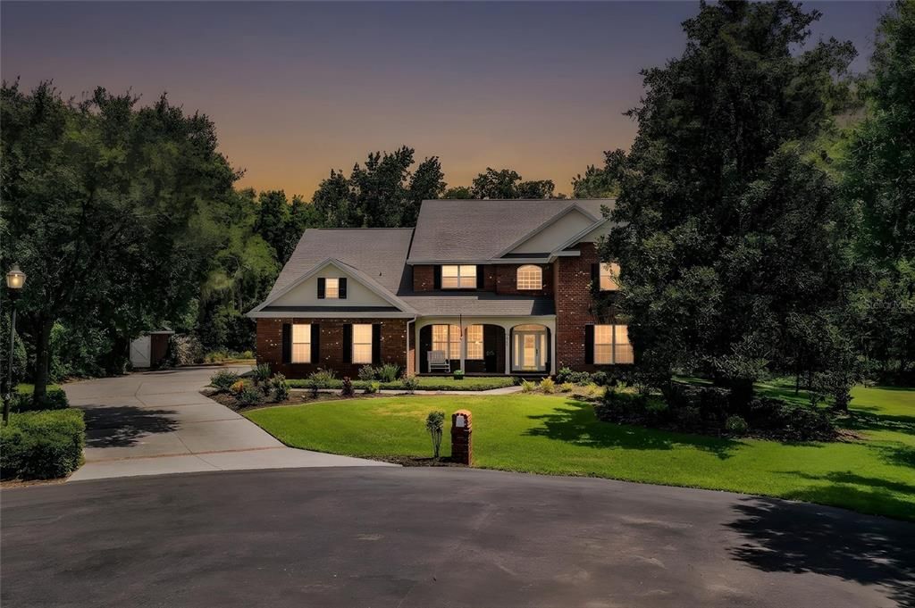 На продажу: $1,245,000 (5 спален, 4 ванн, 4938 Квадратных фут)
