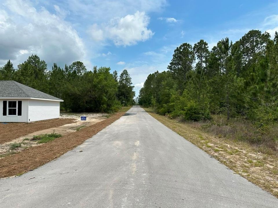 На продажу: $13,900 (0.24 acres)