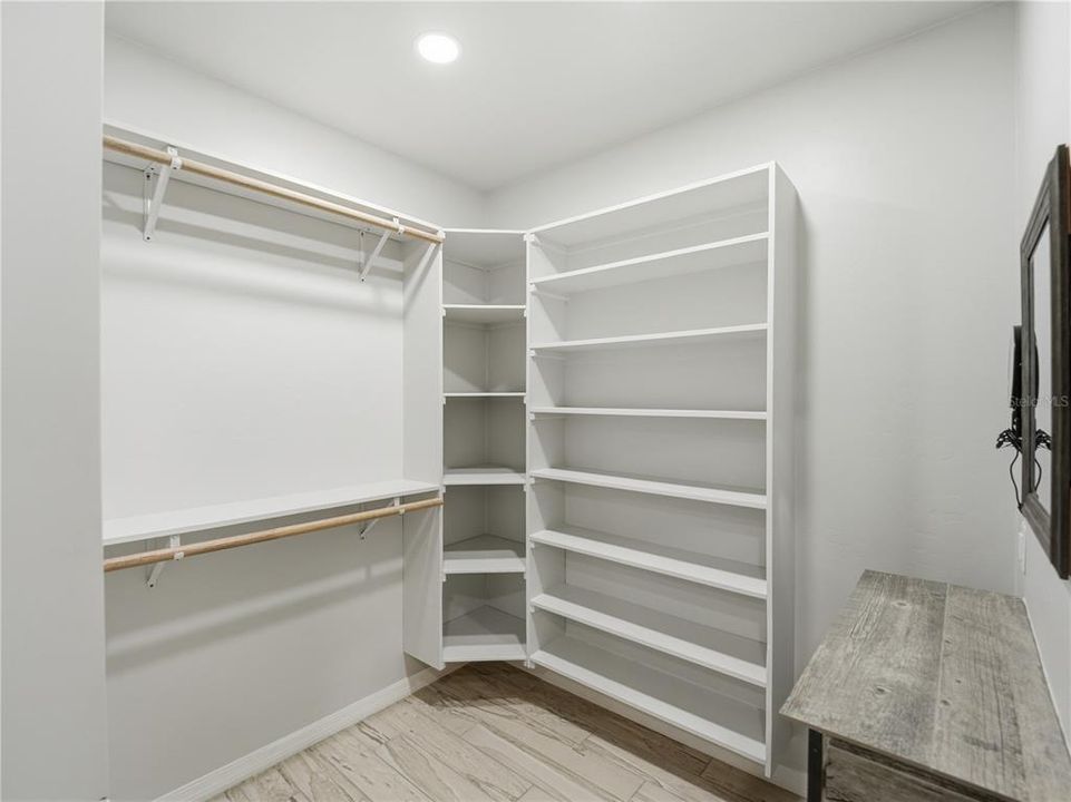 En Venta: $579,900 (3 camas, 2 baños, 1806 Pies cuadrados)