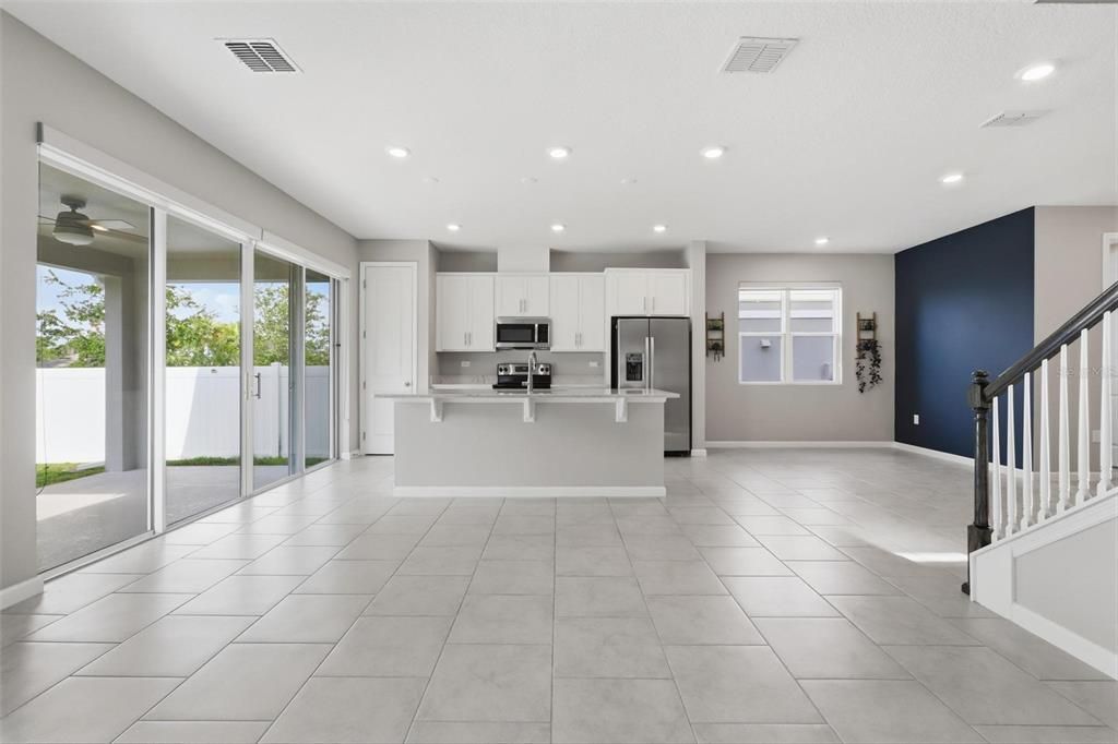For Sale: $413,900 (4 beds, 3 baths, 2425 Square Feet)