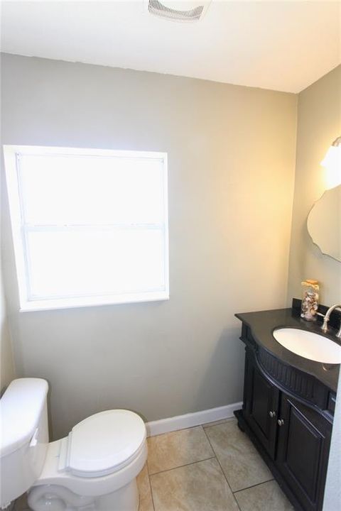 Active With Contract: $355,000 (5 beds, 2 baths, 1797 Square Feet)