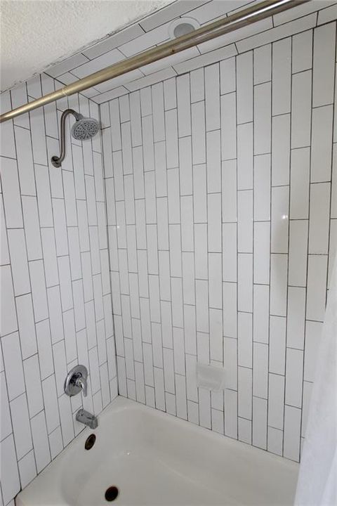 Active With Contract: $355,000 (5 beds, 2 baths, 1797 Square Feet)