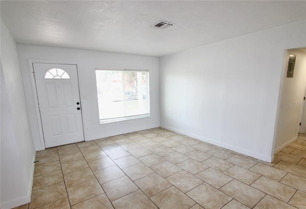 Active With Contract: $355,000 (5 beds, 2 baths, 1797 Square Feet)