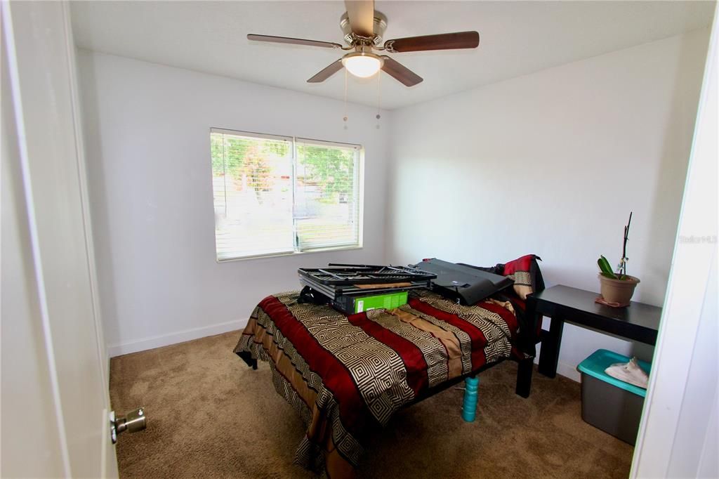 Active With Contract: $355,000 (5 beds, 2 baths, 1797 Square Feet)