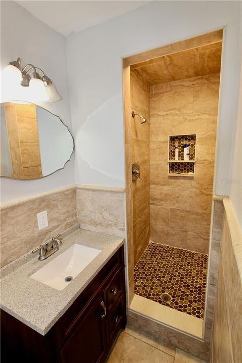 Active With Contract: $355,000 (5 beds, 2 baths, 1797 Square Feet)
