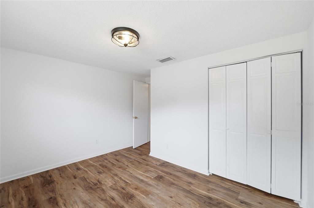 En Venta: $390,000 (4 camas, 2 baños, 1763 Pies cuadrados)
