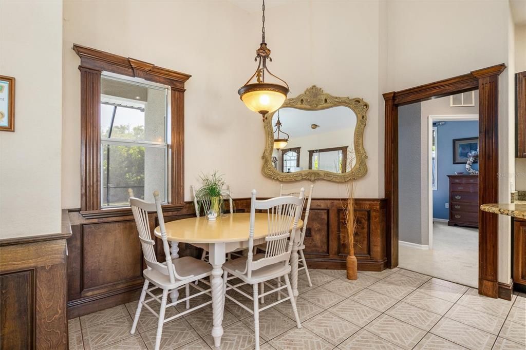 For Sale: $445,000 (3 beds, 2 baths, 1621 Square Feet)