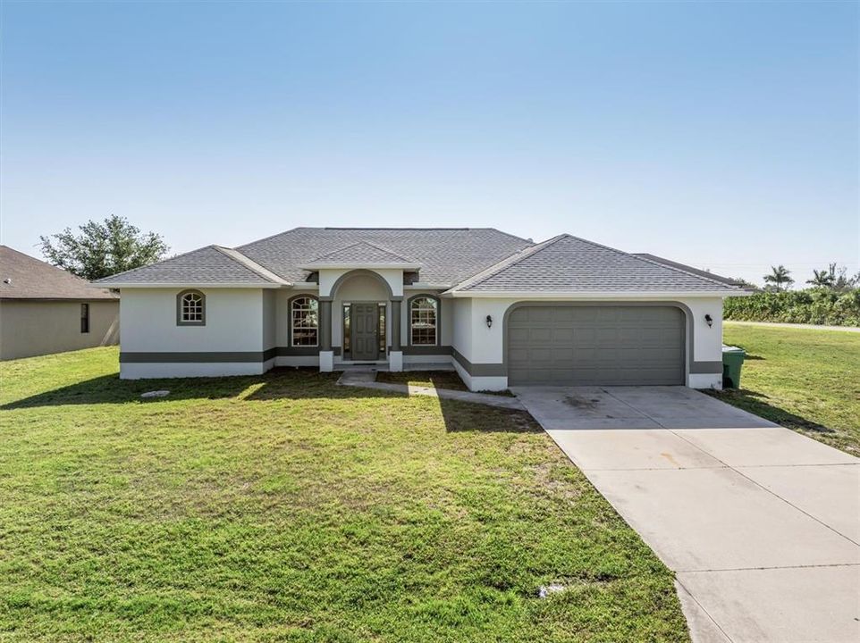 For Sale: $445,000 (3 beds, 2 baths, 1621 Square Feet)