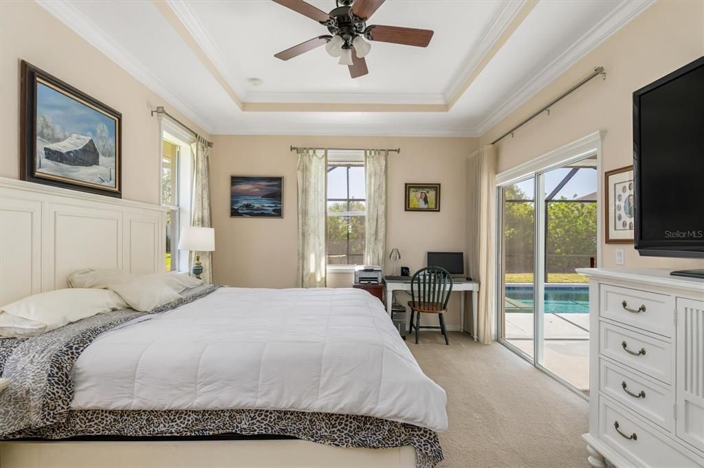 For Sale: $445,000 (3 beds, 2 baths, 1621 Square Feet)