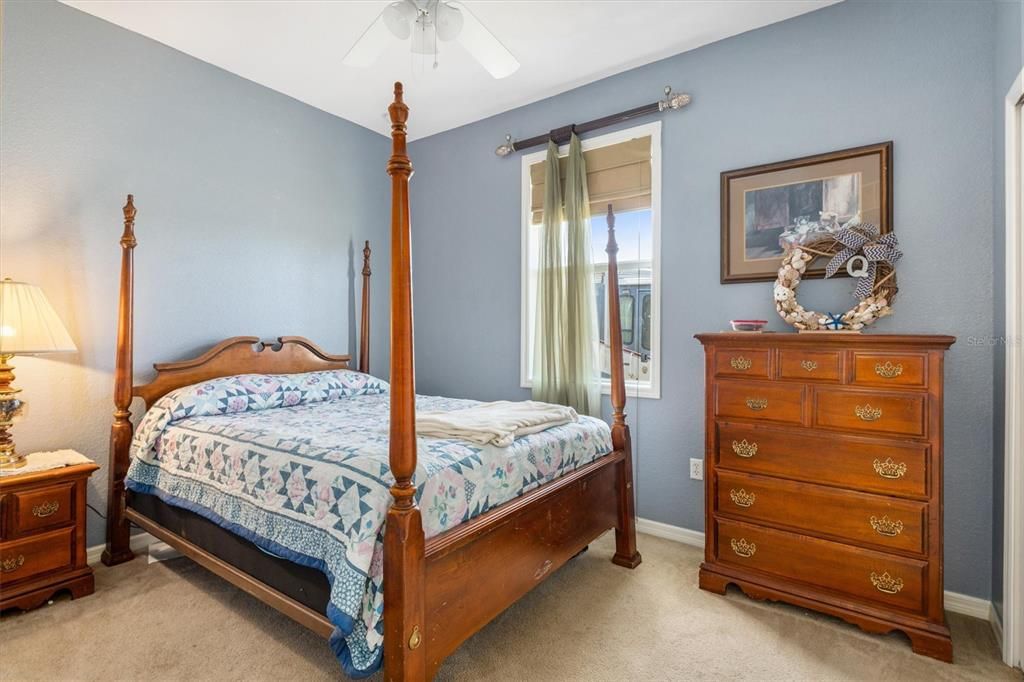 For Sale: $445,000 (3 beds, 2 baths, 1621 Square Feet)