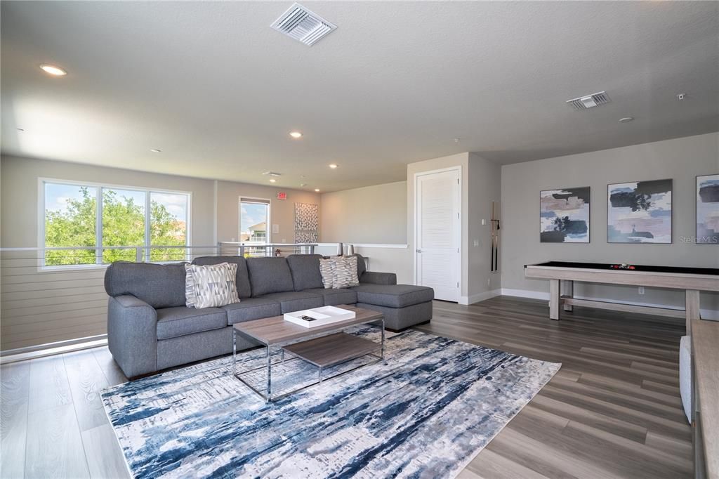 For Rent: $4,000 (5 beds, 4 baths, 2630 Square Feet)