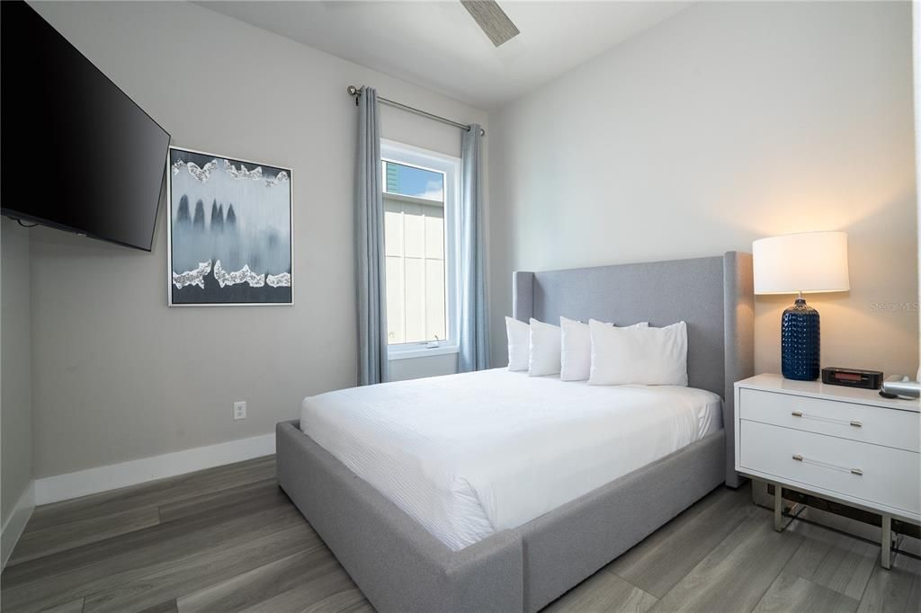 For Rent: $4,000 (5 beds, 4 baths, 2630 Square Feet)