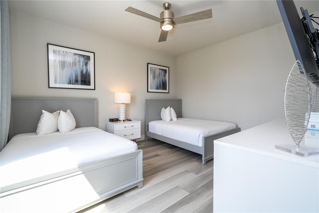 For Rent: $4,000 (5 beds, 4 baths, 2630 Square Feet)