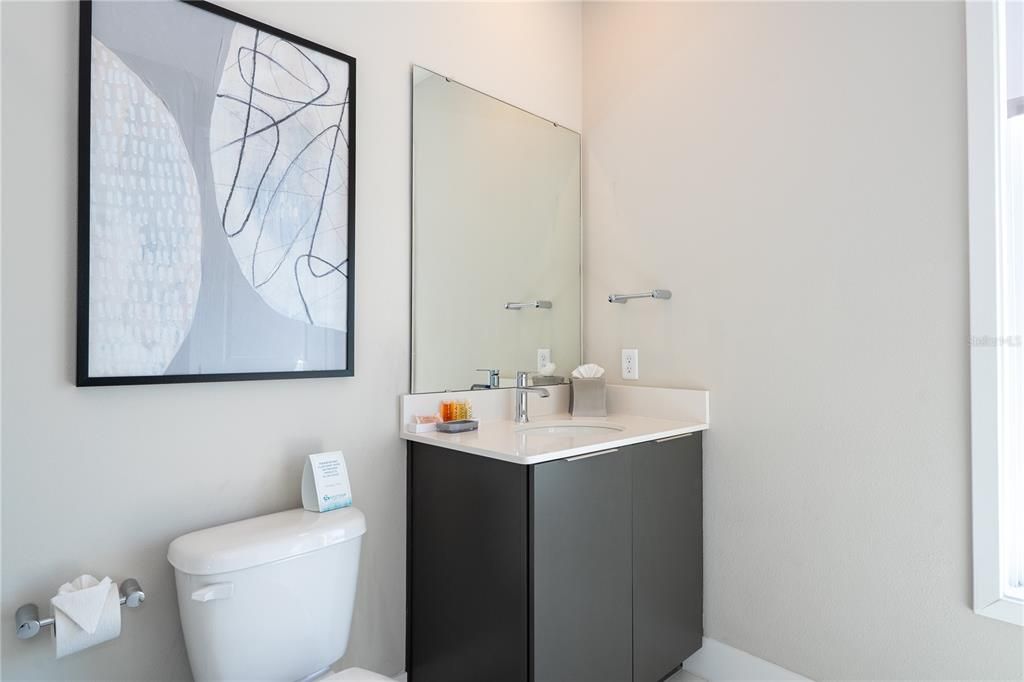 For Rent: $4,000 (5 beds, 4 baths, 2630 Square Feet)