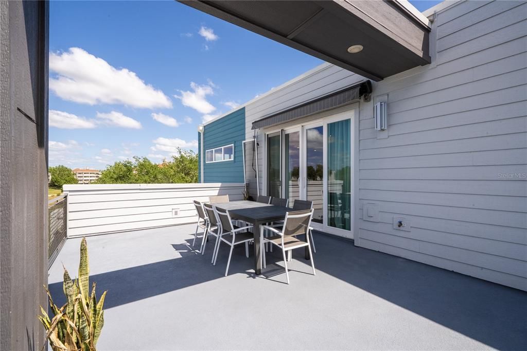 For Rent: $4,000 (5 beds, 4 baths, 2630 Square Feet)