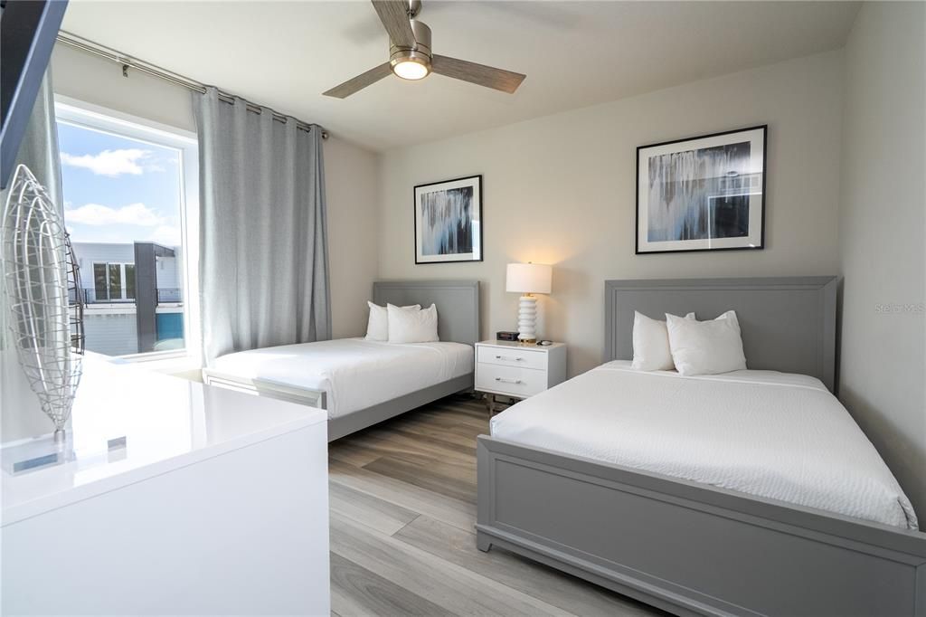For Rent: $4,000 (5 beds, 4 baths, 2630 Square Feet)