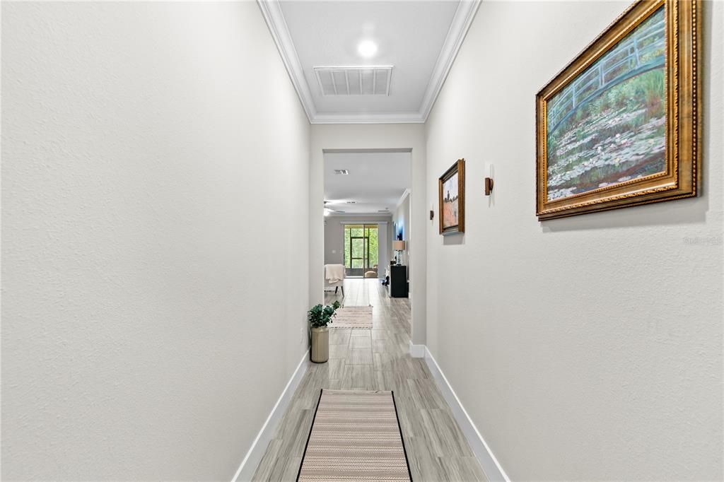 For Sale: $379,900 (3 beds, 2 baths, 1949 Square Feet)