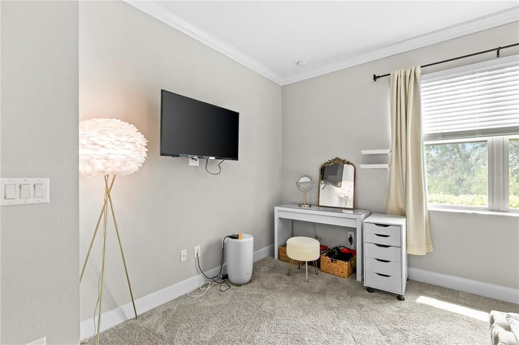 For Sale: $379,900 (3 beds, 2 baths, 1949 Square Feet)