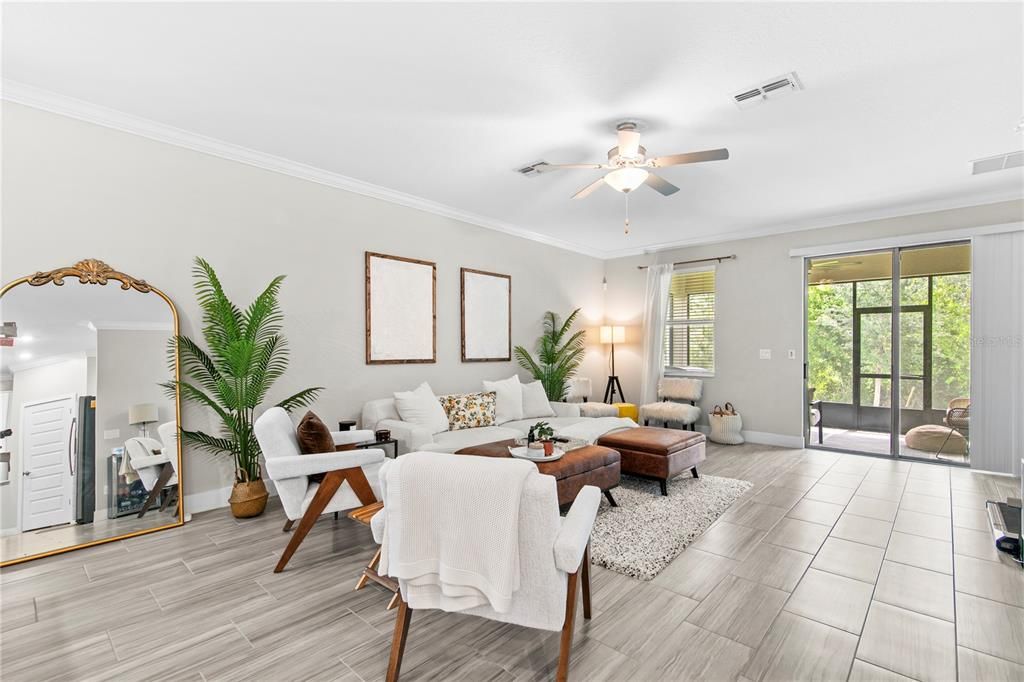 For Sale: $379,900 (3 beds, 2 baths, 1949 Square Feet)