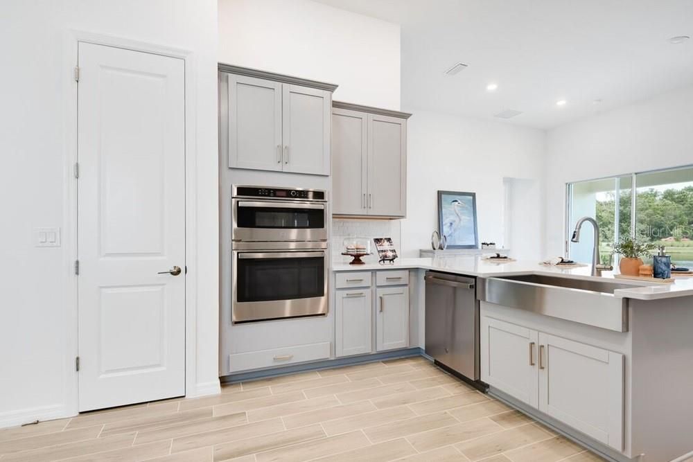 For Sale: $478,839 (3 beds, 2 baths, 2055 Square Feet)
