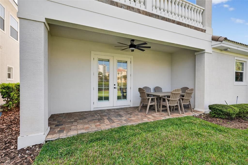 Active With Contract: $949,000 (3 beds, 3 baths, 2523 Square Feet)