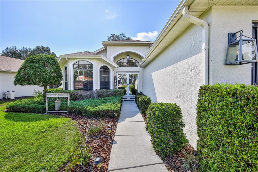 For Sale: $270,000 (3 beds, 2 baths, 1697 Square Feet)