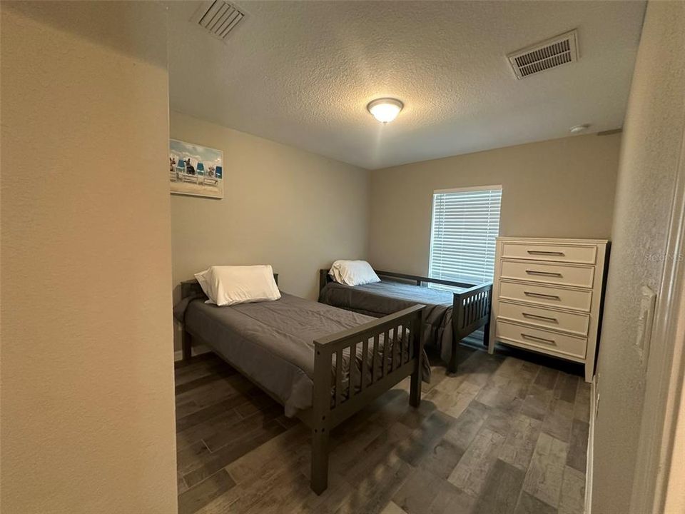 For Sale: $429,000 (3 beds, 2 baths, 1601 Square Feet)