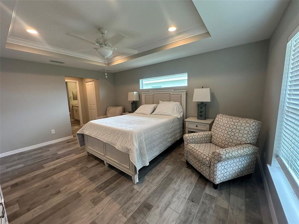 For Sale: $429,000 (3 beds, 2 baths, 1601 Square Feet)