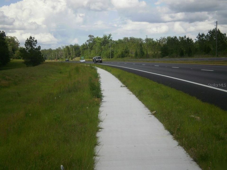For Sale: $1,950,000 (9.10 acres)
