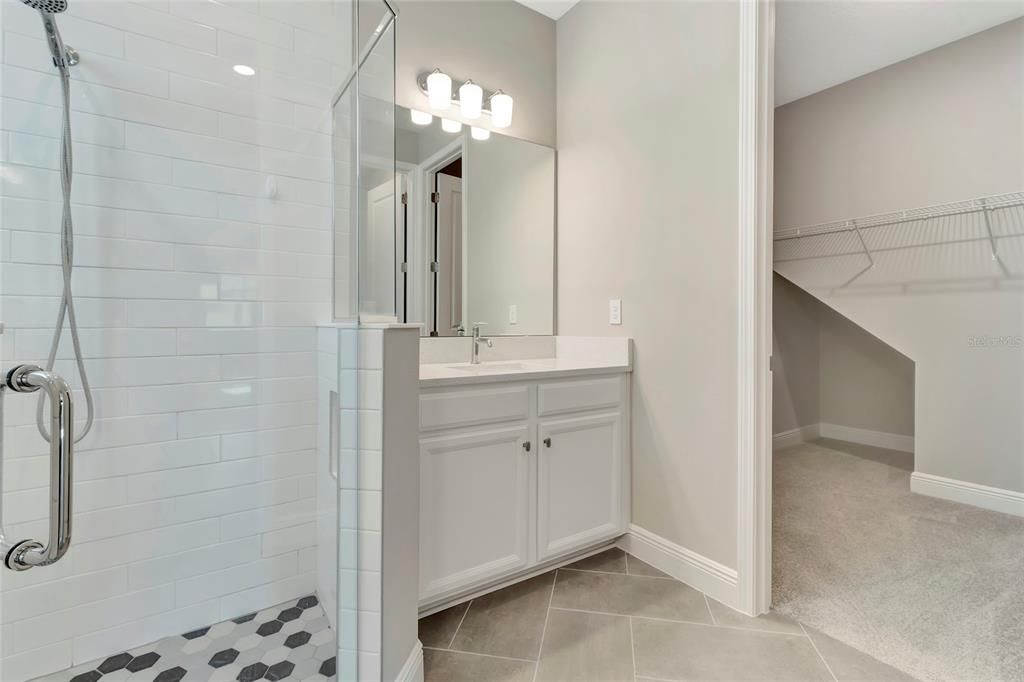 For Sale: $500,000 (3 beds, 3 baths, 2477 Square Feet)
