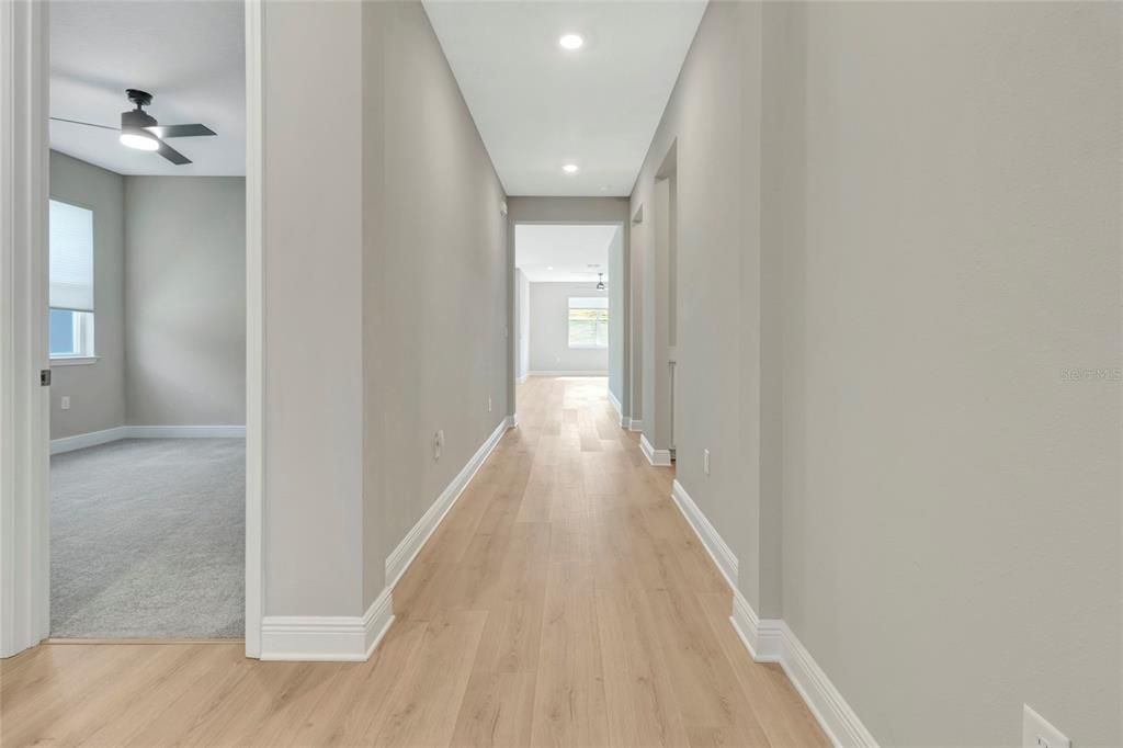 For Sale: $500,000 (3 beds, 3 baths, 2477 Square Feet)