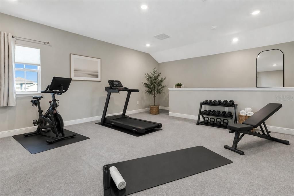 For Sale: $500,000 (3 beds, 3 baths, 2477 Square Feet)