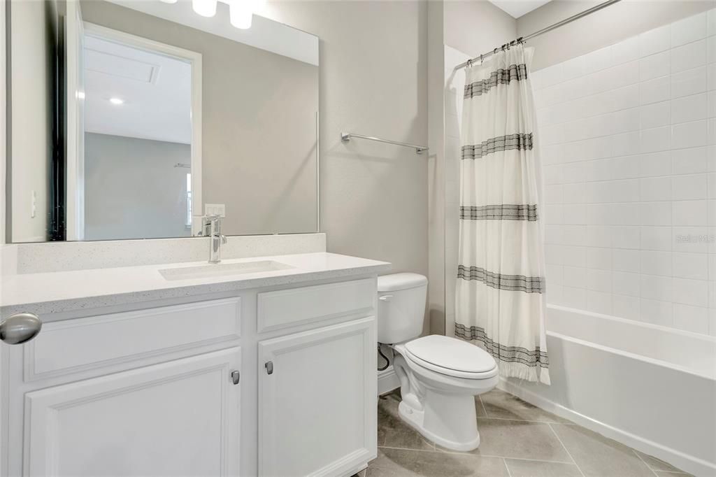 For Sale: $500,000 (3 beds, 3 baths, 2477 Square Feet)