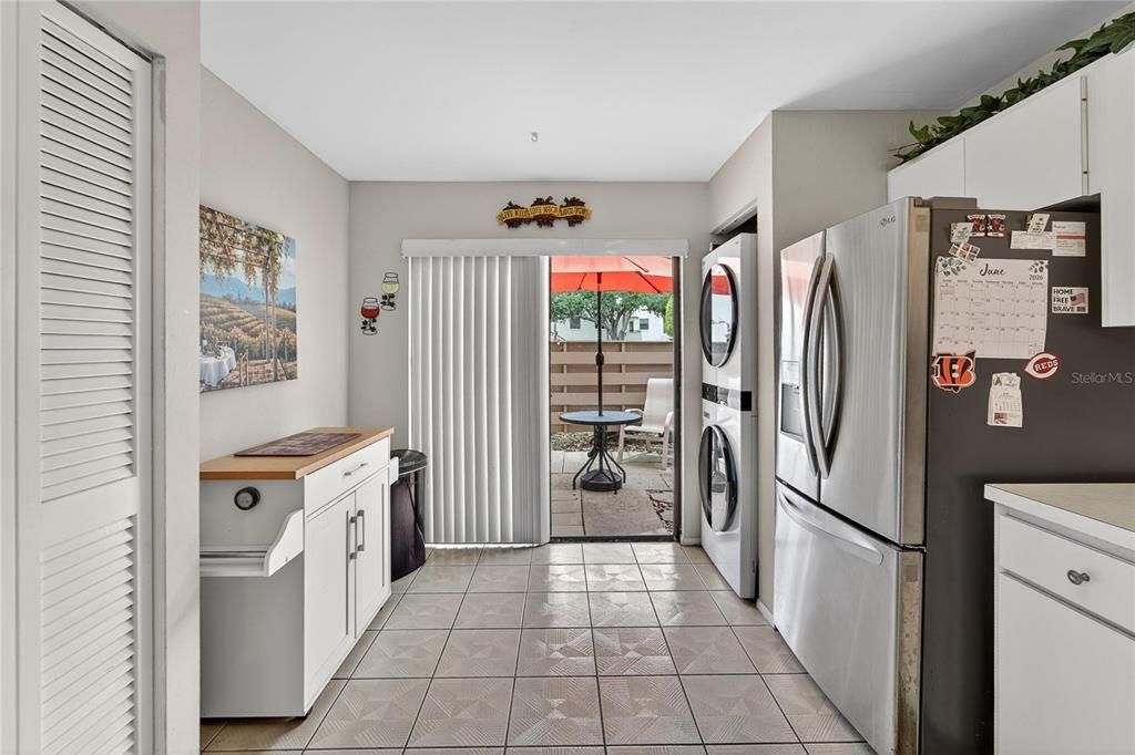 For Sale: $269,900 (2 beds, 2 baths, 1408 Square Feet)