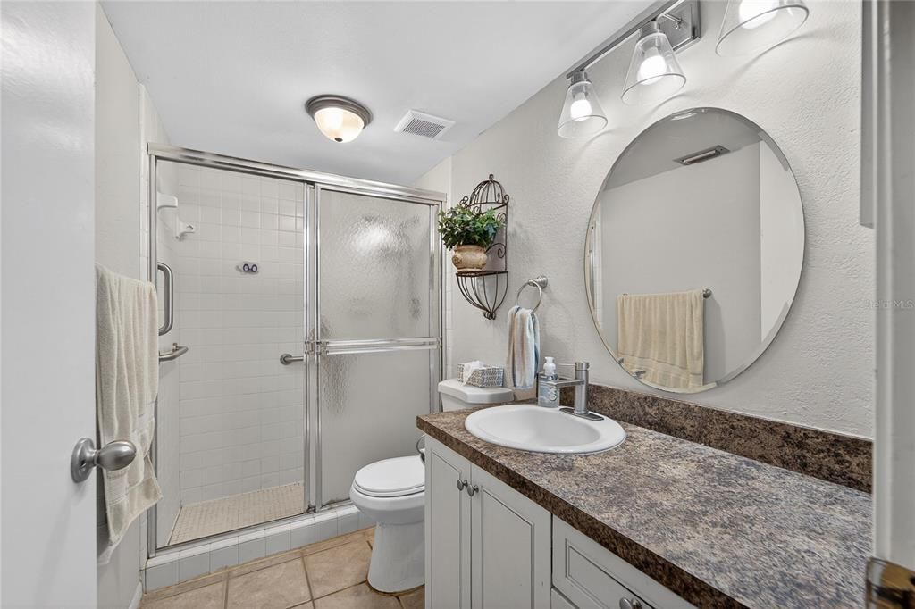 For Sale: $269,900 (2 beds, 2 baths, 1408 Square Feet)