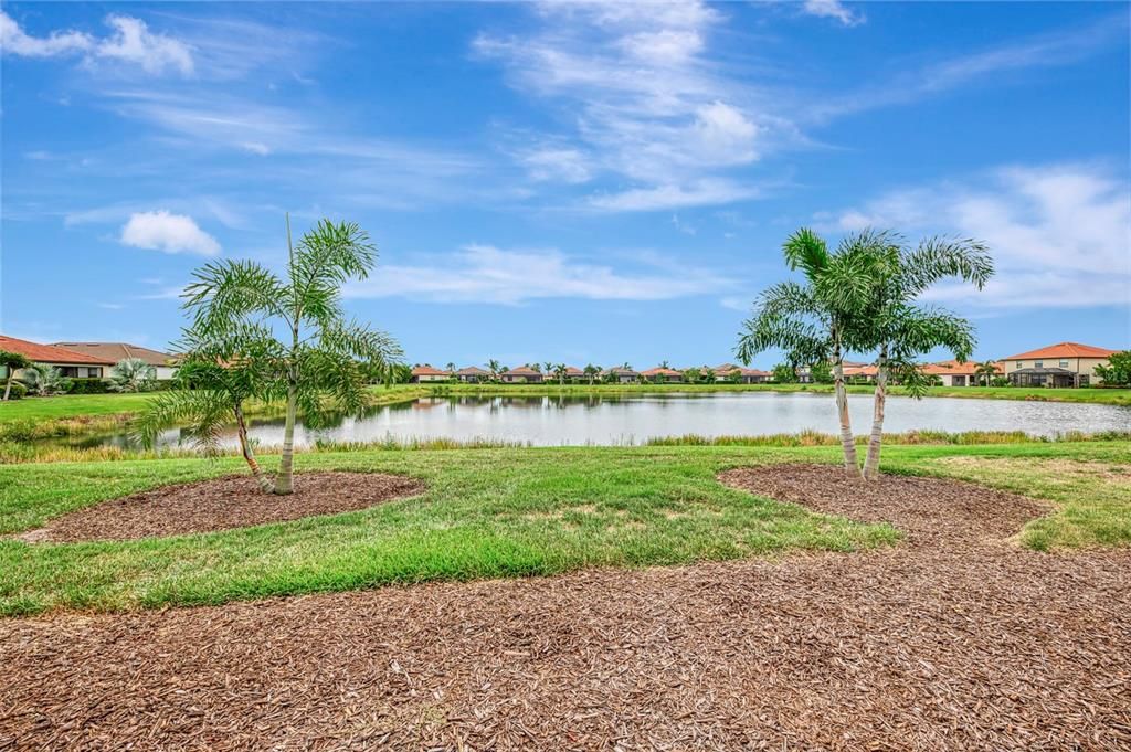 For Sale: $475,000 (3 beds, 3 baths, 1831 Square Feet)