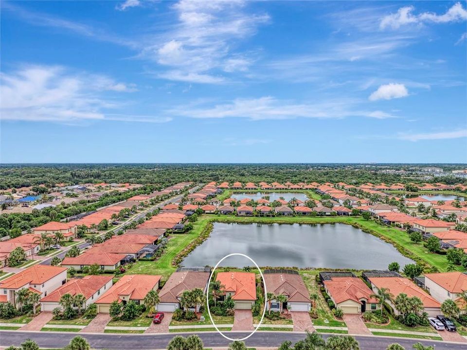 For Sale: $475,000 (3 beds, 3 baths, 1831 Square Feet)