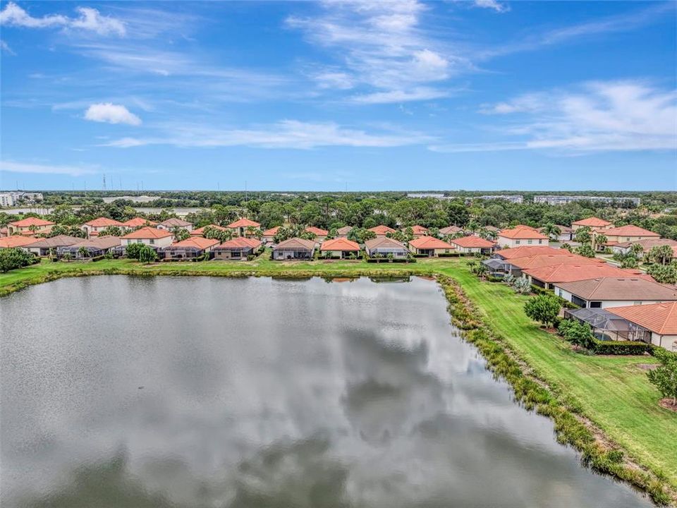For Sale: $475,000 (3 beds, 3 baths, 1831 Square Feet)