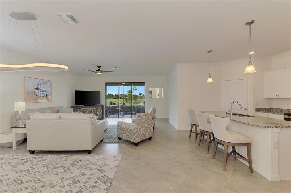 For Sale: $475,000 (3 beds, 3 baths, 1831 Square Feet)
