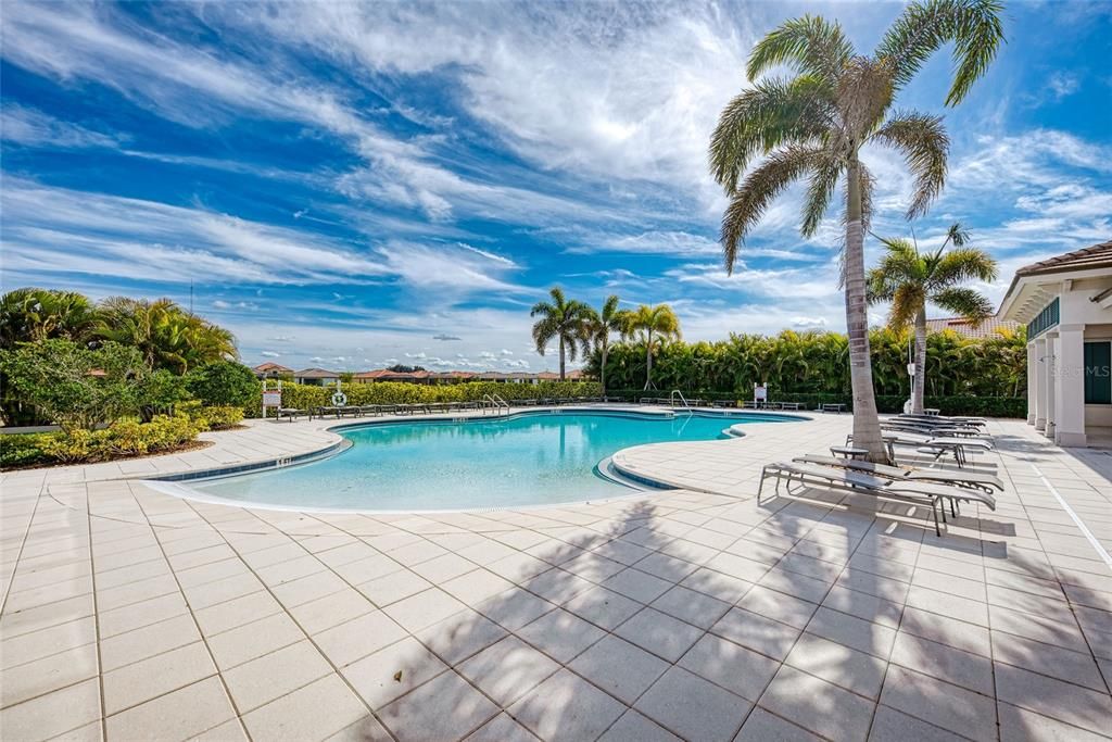 For Sale: $475,000 (3 beds, 3 baths, 1831 Square Feet)