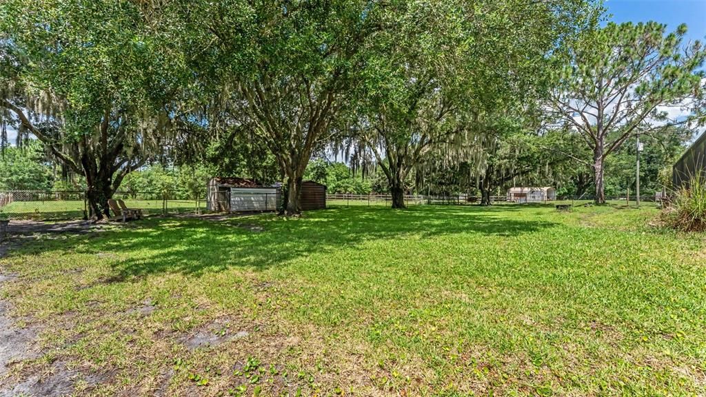 For Sale: $555,000 (3 beds, 2 baths, 2536 Square Feet)
