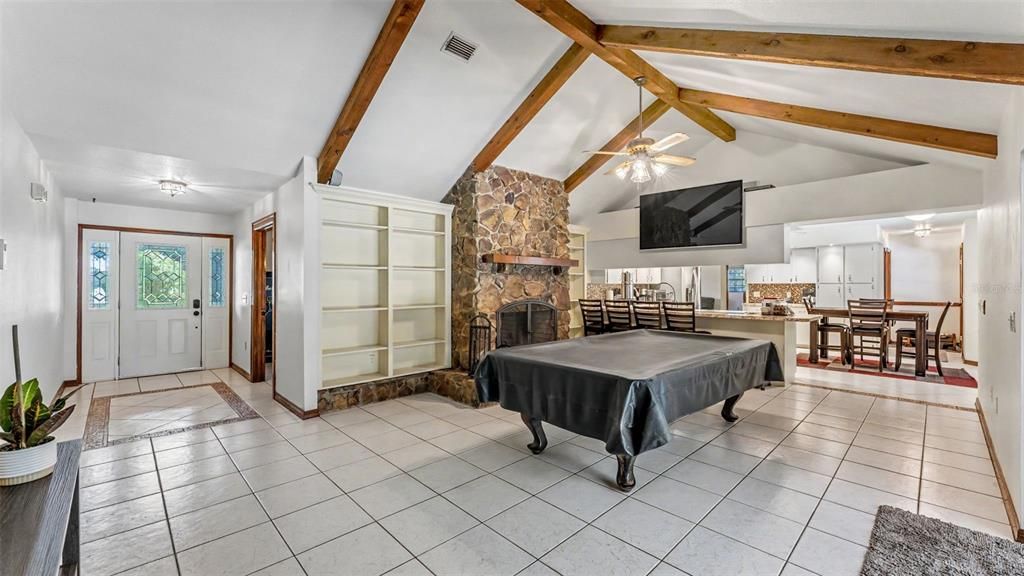 For Sale: $555,000 (3 beds, 2 baths, 2536 Square Feet)