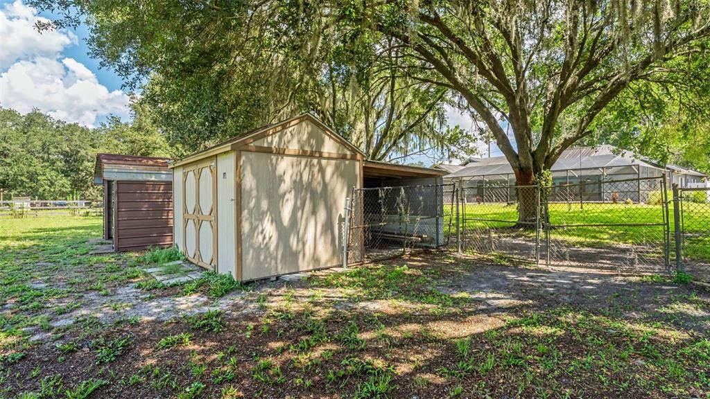 For Sale: $555,000 (3 beds, 2 baths, 2536 Square Feet)