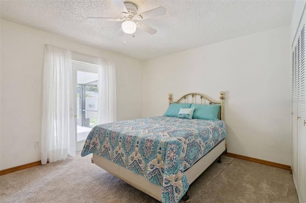 For Sale: $365,000 (3 beds, 2 baths, 1577 Square Feet)