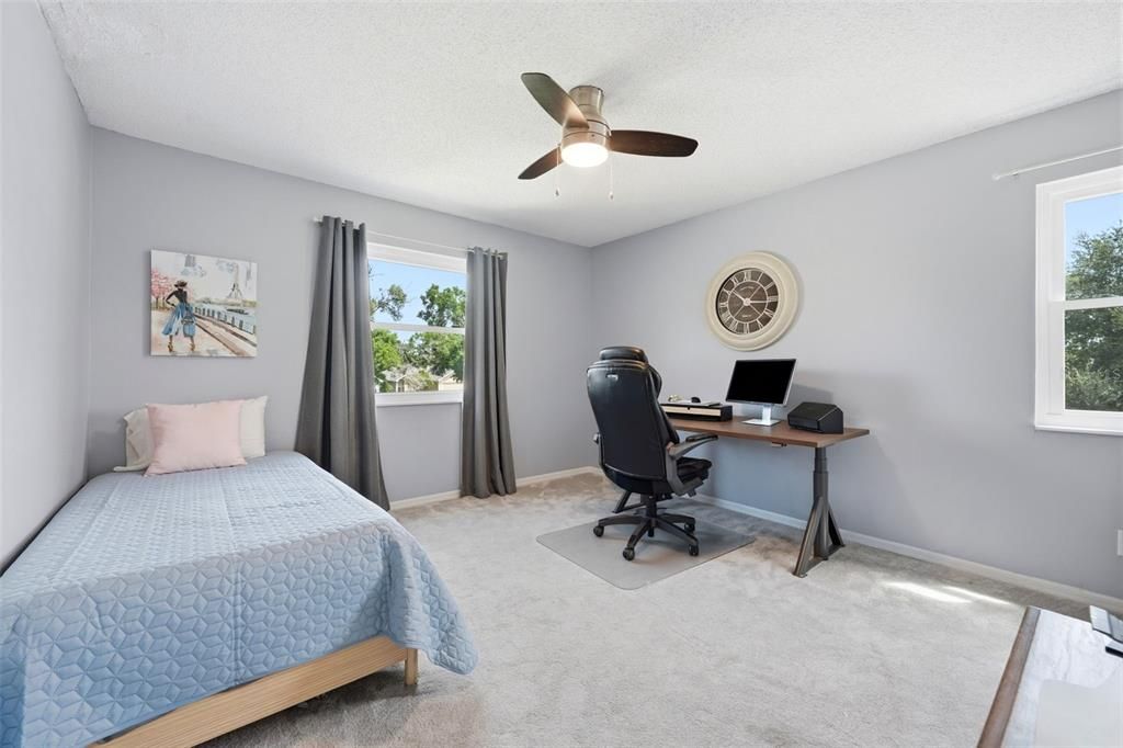 For Sale: $410,000 (3 beds, 2 baths, 1524 Square Feet)