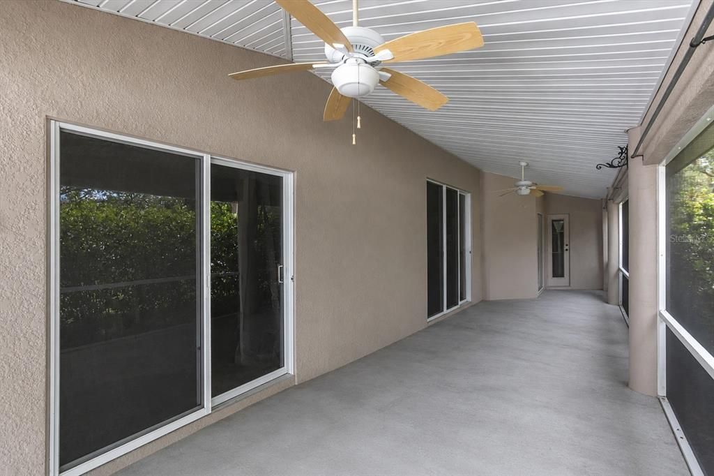 En Venta: $368,500 (3 camas, 2 baños, 2003 Pies cuadrados)