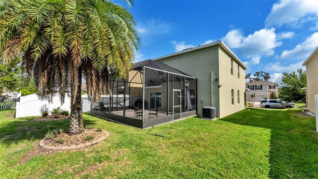 En Venta: $380,000 (4 camas, 2 baños, 2324 Pies cuadrados)